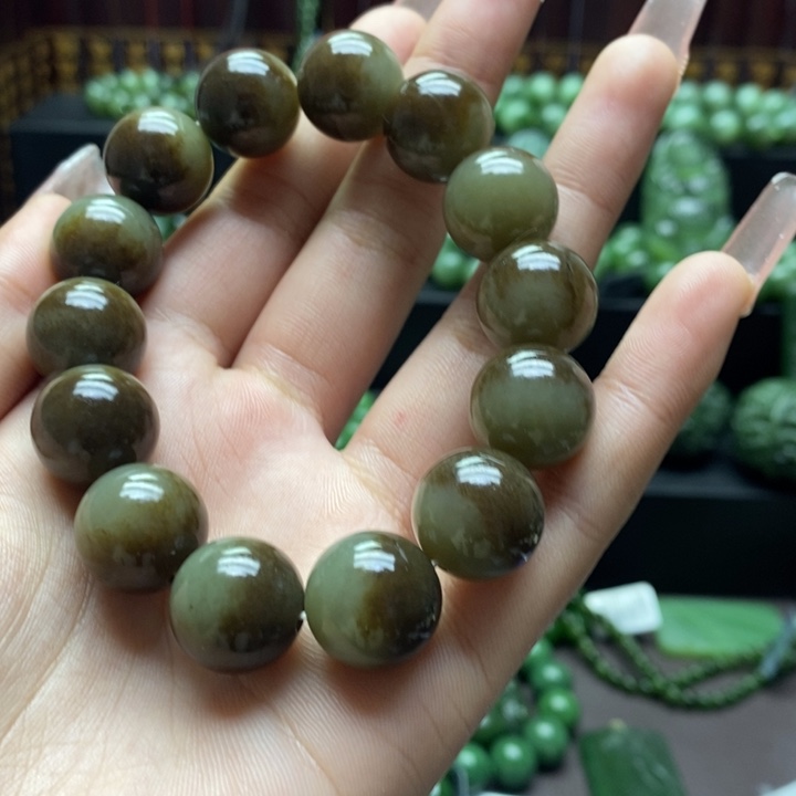 和田玉手串未镶嵌