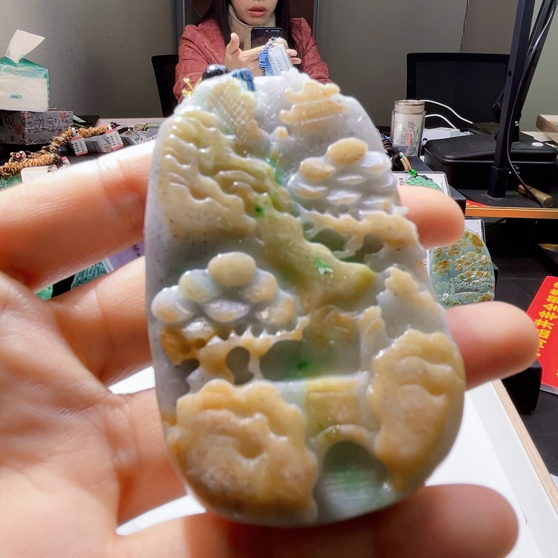 颈饰未镶嵌翡翠一