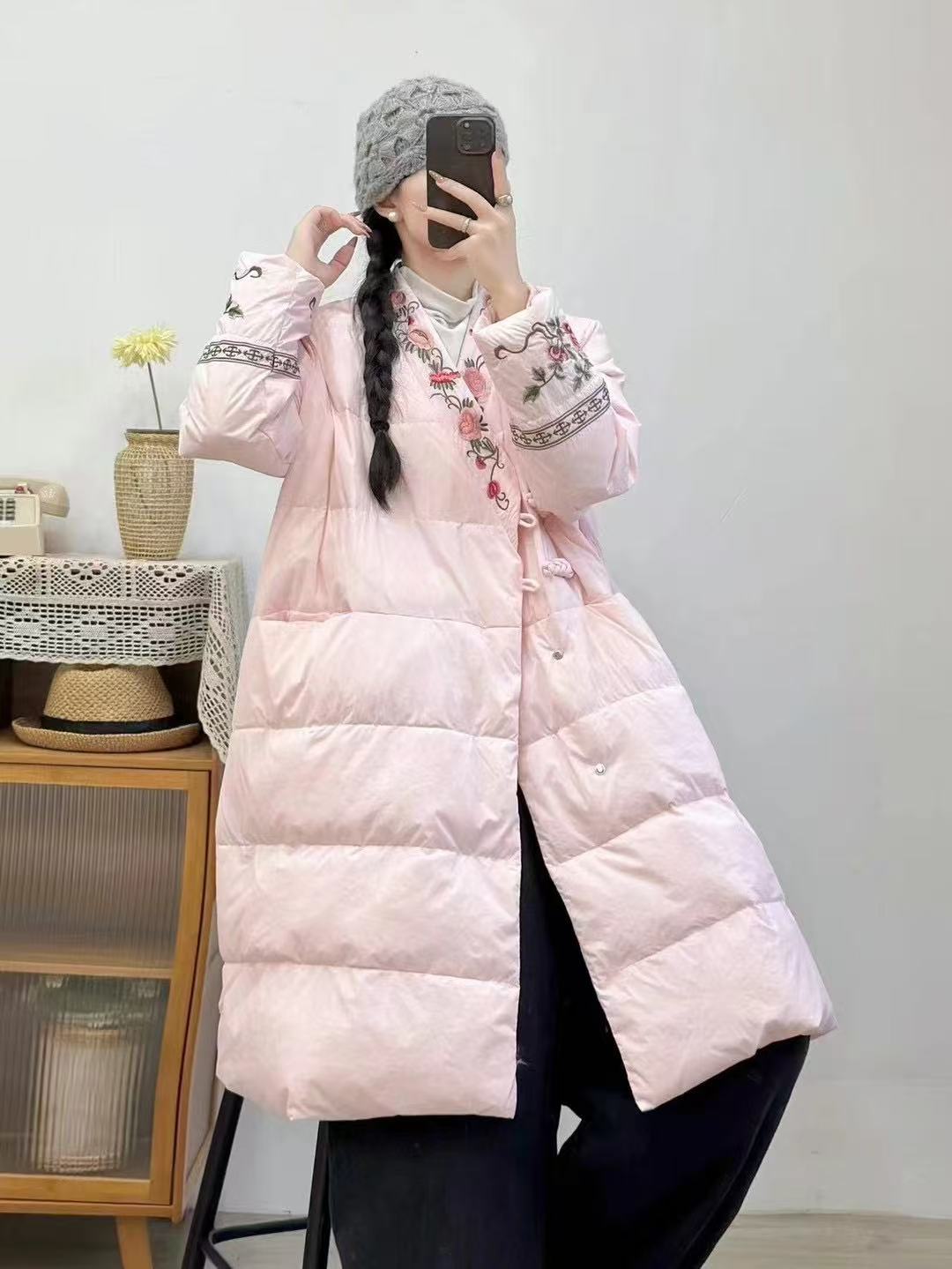 2024新中式中长款3006国风刺绣羽绒服