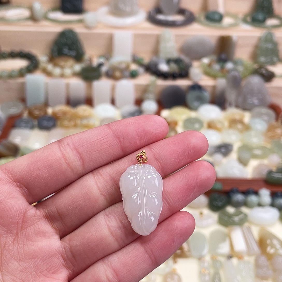 和田玉18K金镶嵌吊坠(不含链)