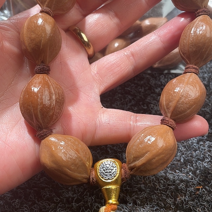 ღ***o橄榄核吊坠2.0✖️2.7