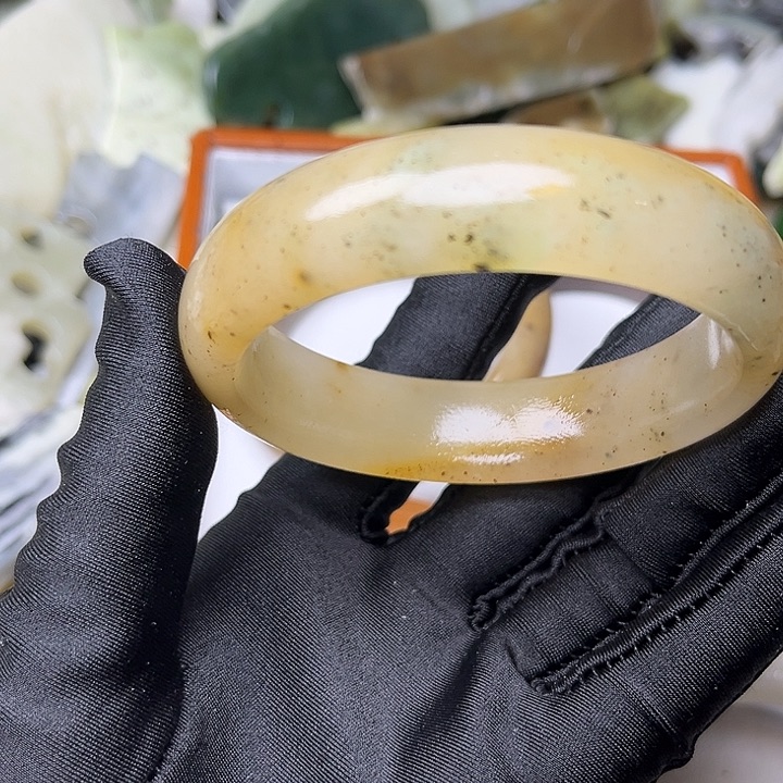 未镶嵌和田玉（糖玉）珠宝奇石60