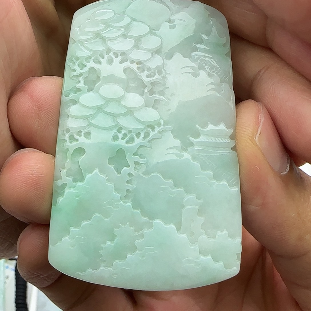 翡翠未镶嵌颈饰翡翠