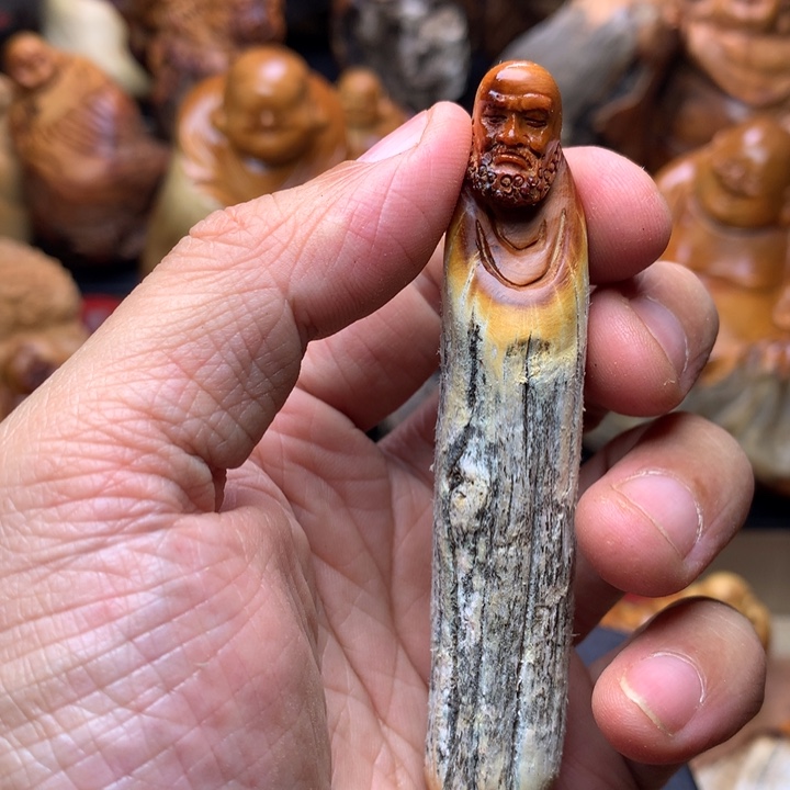 柏木（崖柏）崖柏陈化料手把件