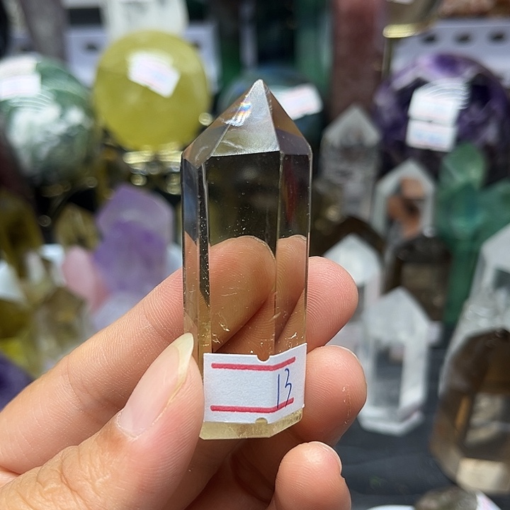 未镶嵌珠宝半成品水晶33克黄水晶柱