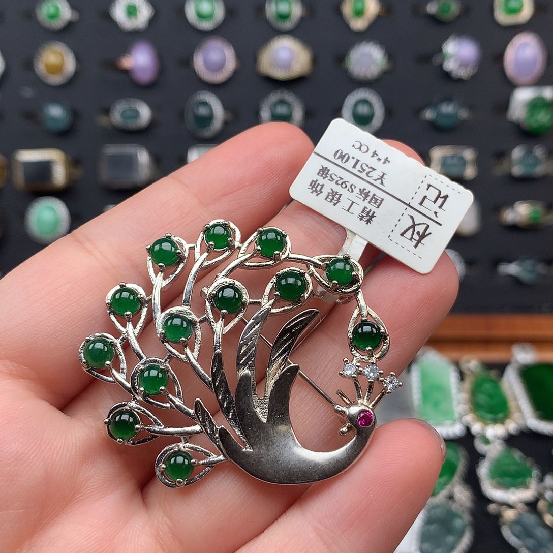 翡翠颈饰银S925镶嵌胸针925