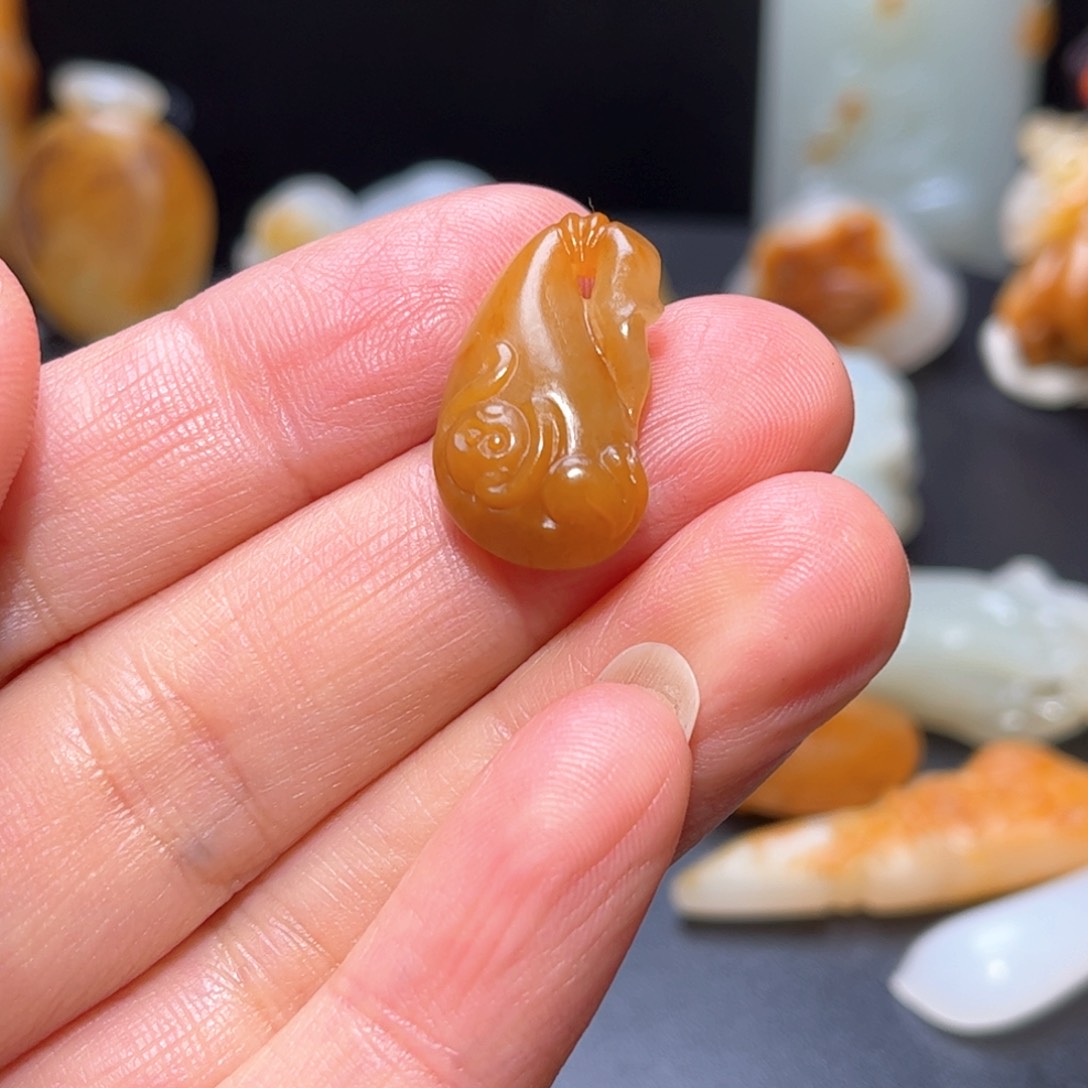 和田玉挂件未镶嵌