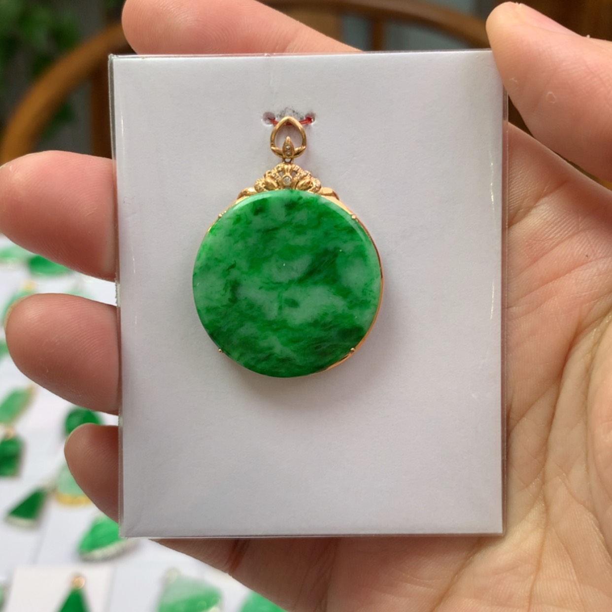 【闪购商品】翡翠颈饰18K金镶嵌翡翠首饰