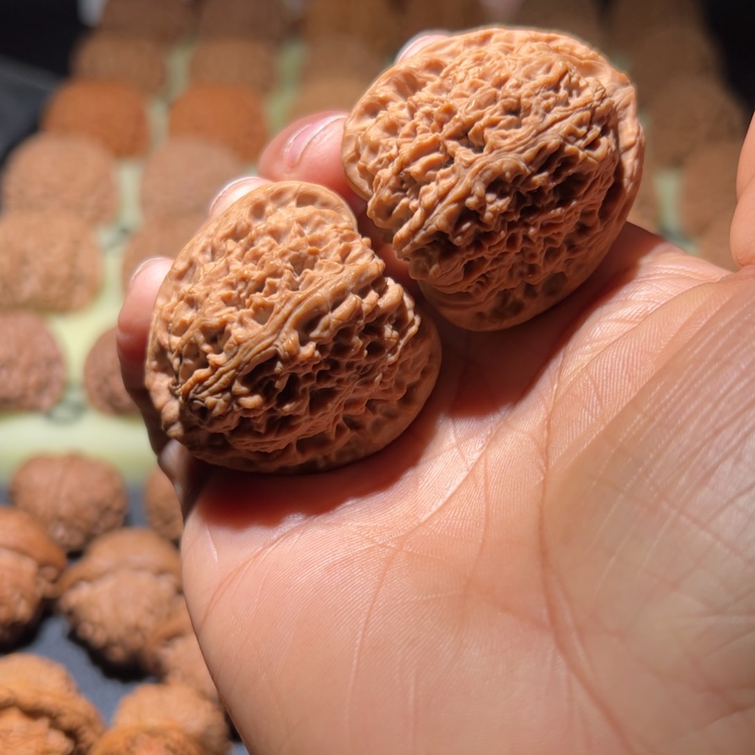 文玩核桃吊坠拥*41南疆石