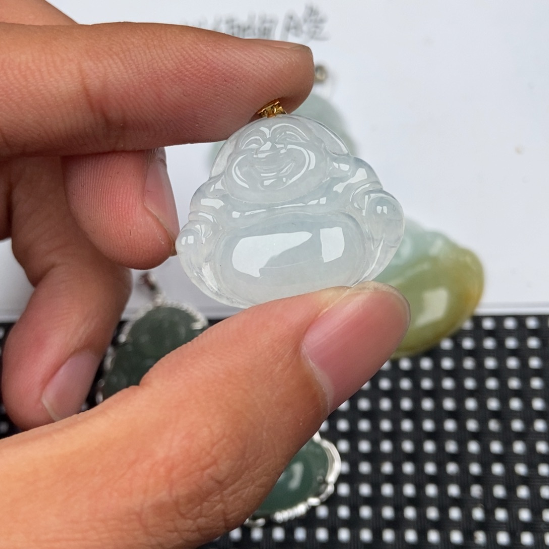 翡翠未镶嵌颈饰吊坠