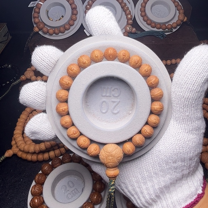 手串凤眼菩提10.5mm实心粉红皮