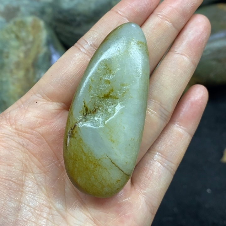 未镶嵌和田玉（糖玉）挂件