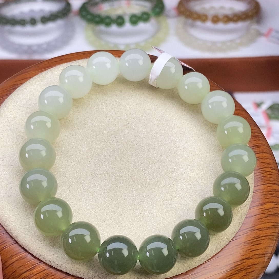 和田玉手链未镶嵌G****y晴水渐变卡10