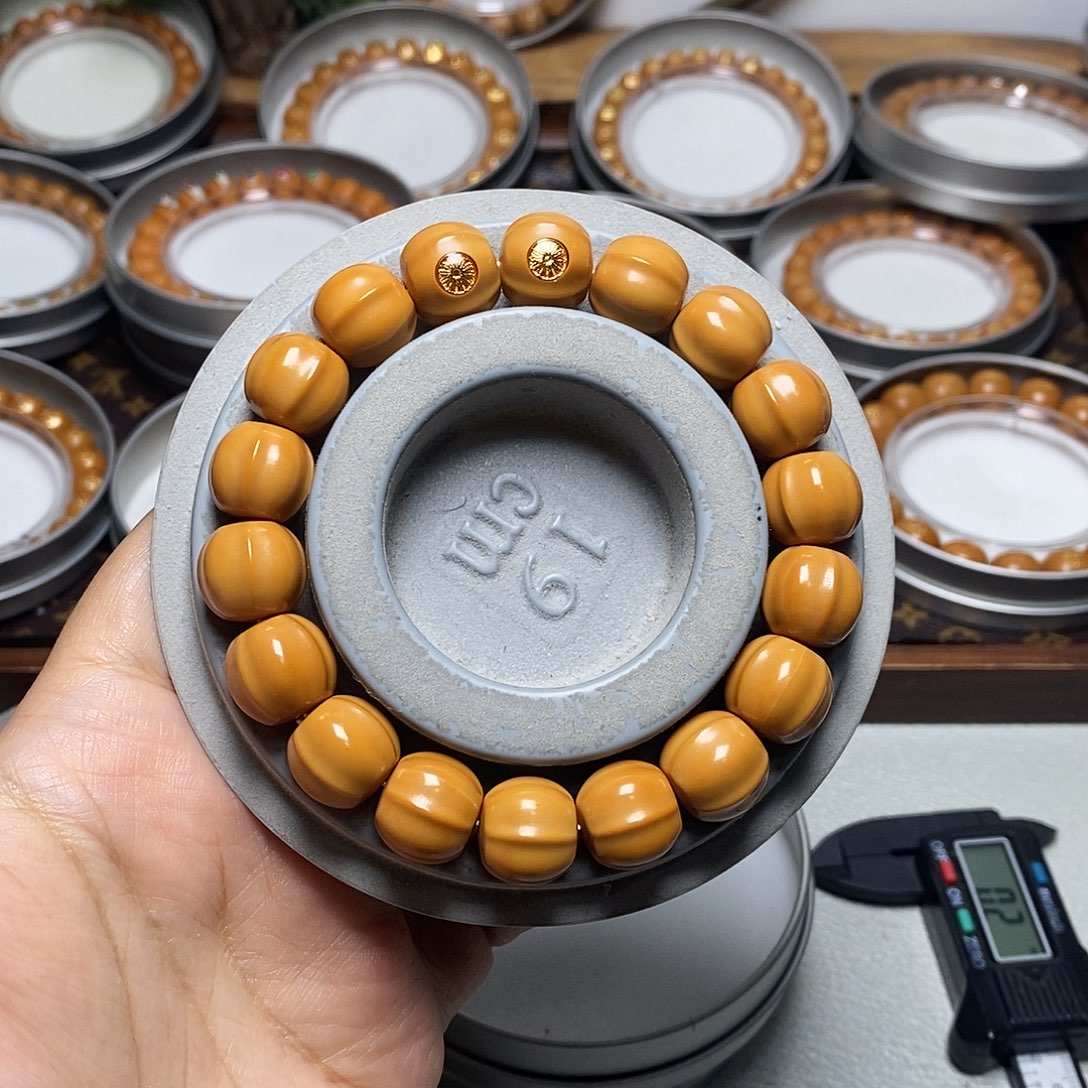 猴头核桃手串76号双标龙炎鲨鱼鳍13左右