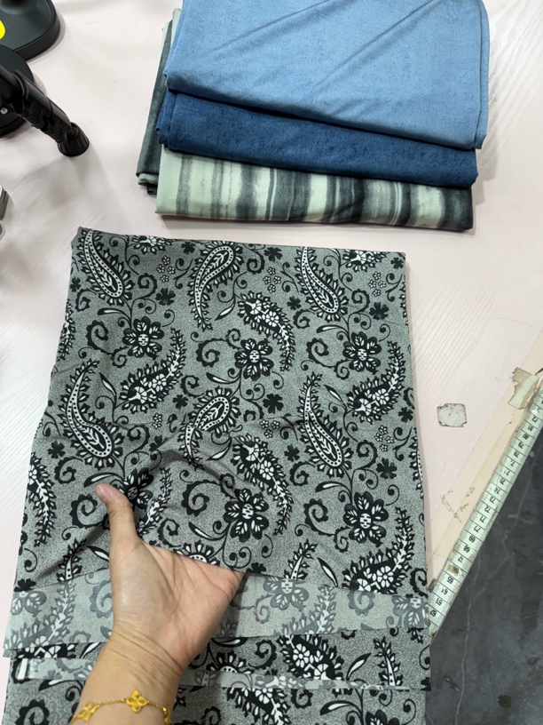 布料腰果花冰蚕丝牛仔1-1.5米多拍连裁