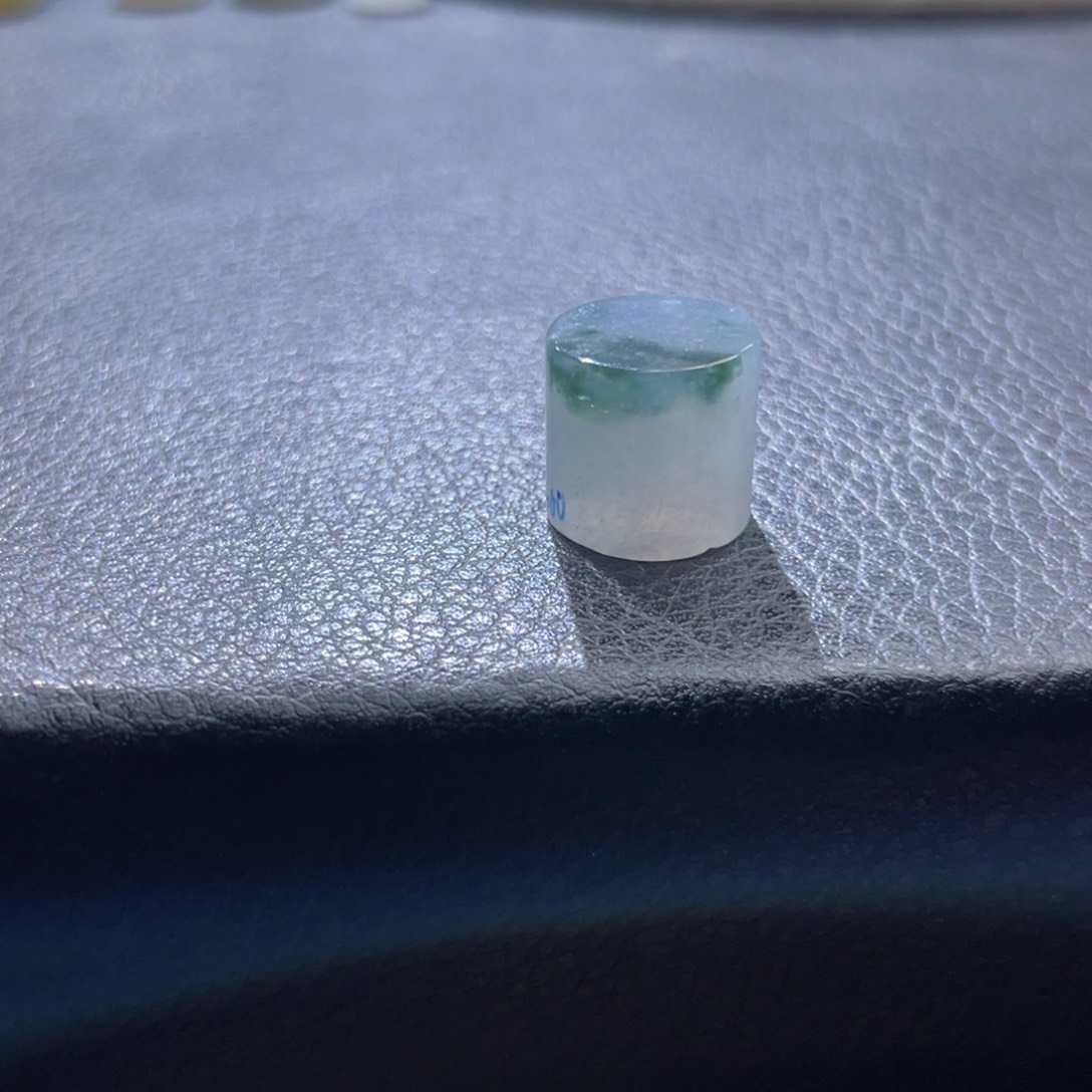 定制翡翠未镶嵌天然翡翠