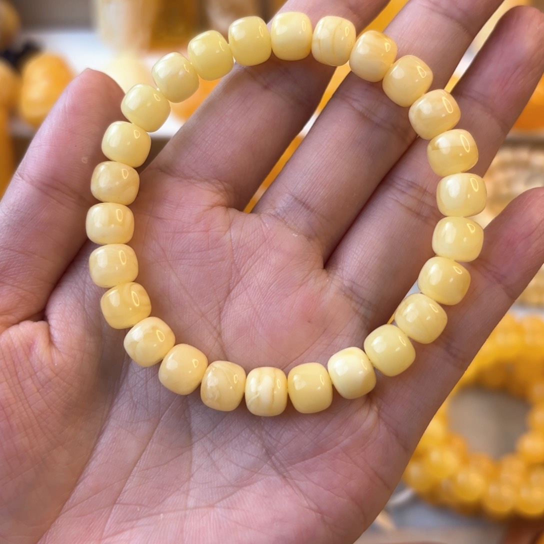 琥珀颈饰未镶嵌蜜蜡