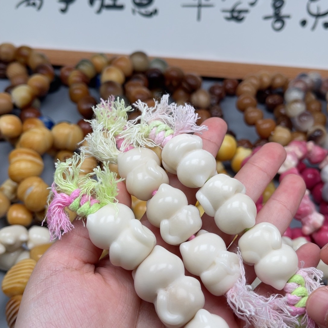 吊坠菩提根/象牙果T29-2拜佛猫22-25瑕疵一串随机