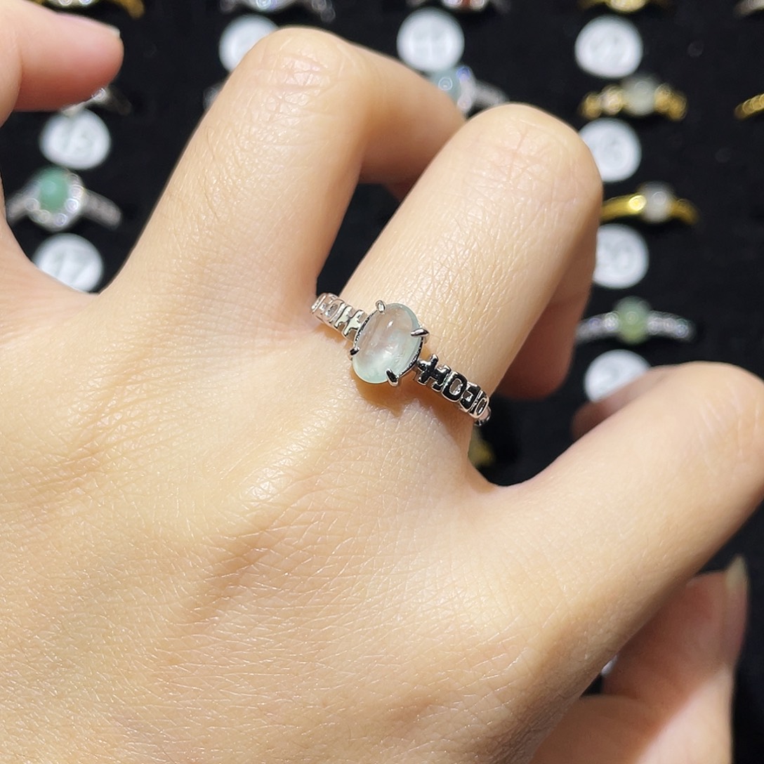 翡翠未镶嵌戒指戒指