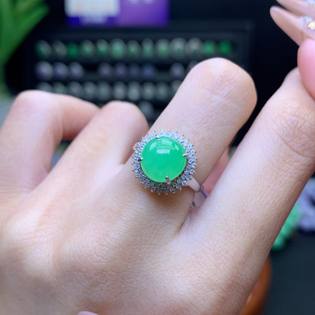 翡翠颈饰18K金镶嵌天然