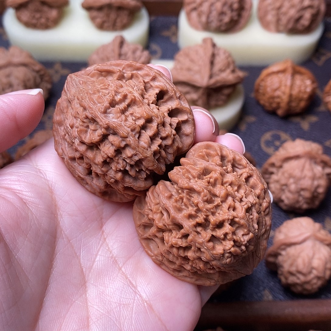 吊坠桃核全品满天星42尺