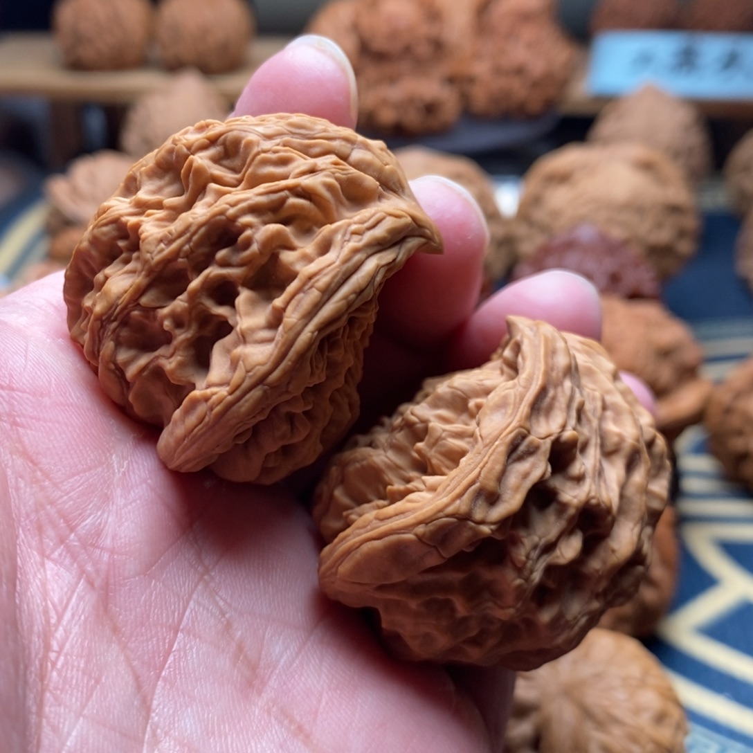 文玩核桃吊坠42虎头蛇