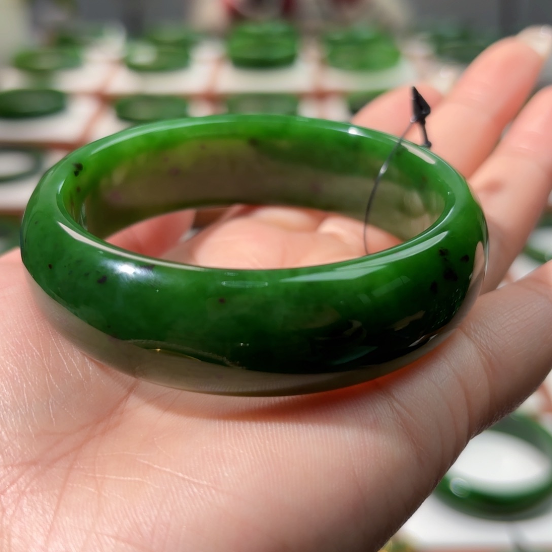 未镶嵌手镯和田玉5657