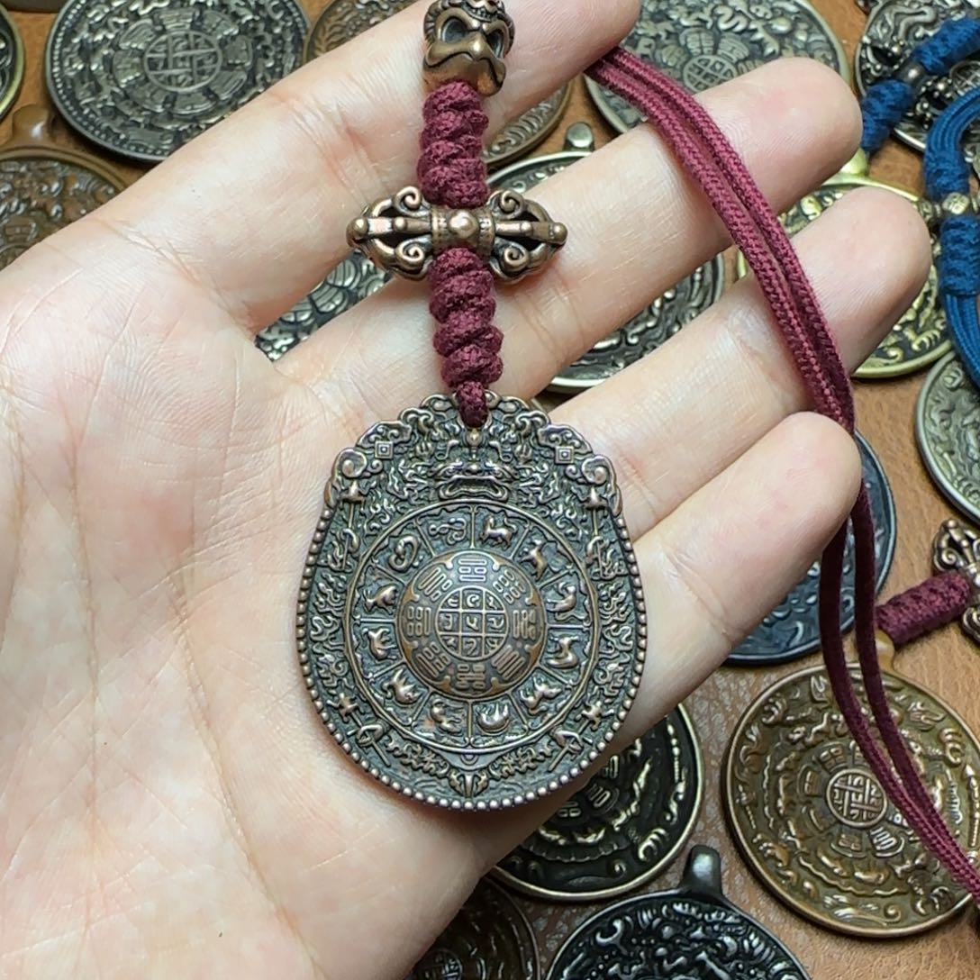 泥塑精品小元素品相完美的话