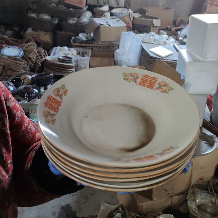 摆件陶瓷盘子碗啥都有