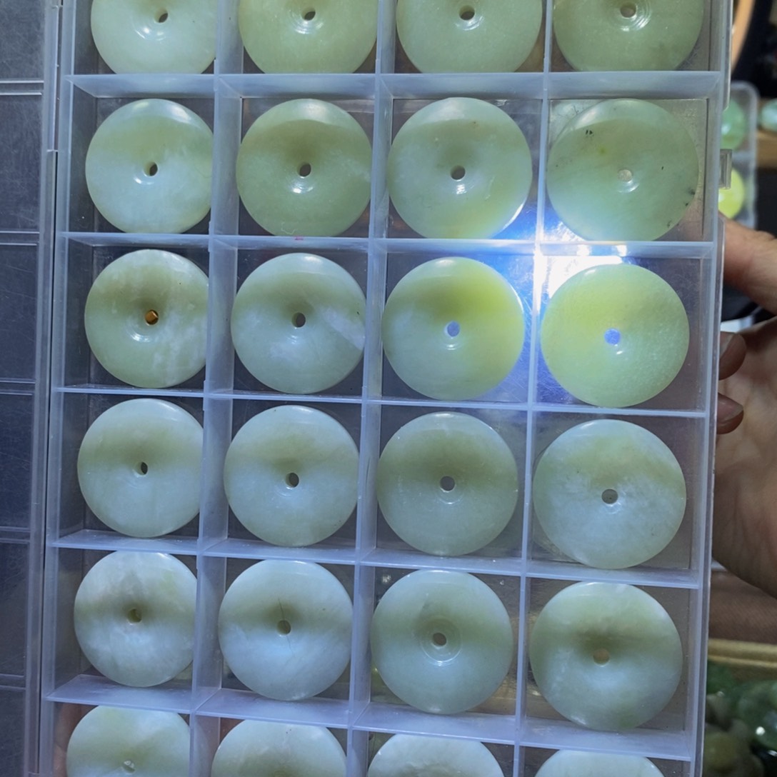 【闪购商品】蛇纹石玉其他合金202