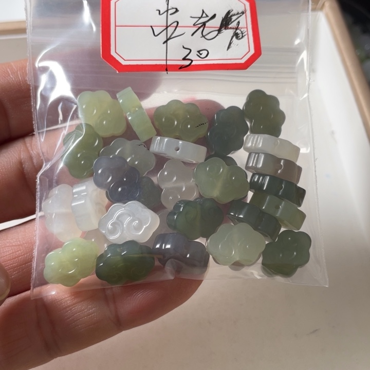 颈饰未镶嵌和田玉M**D