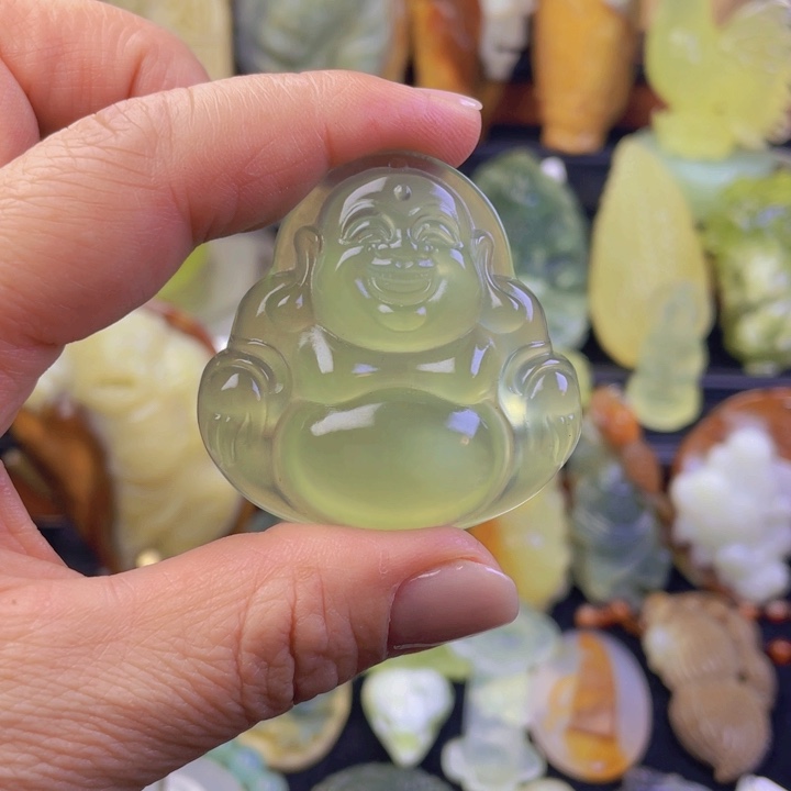 未镶嵌蛇纹石玉颈饰