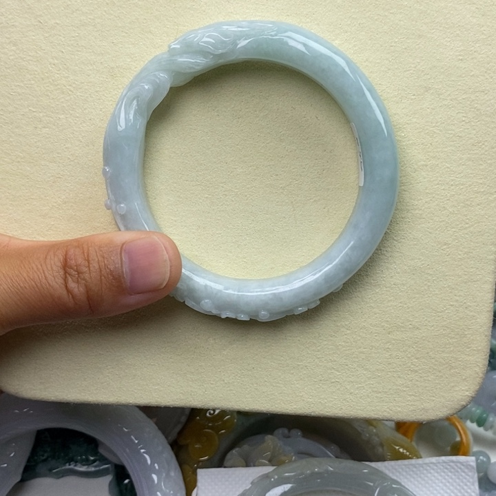 翡翠未镶嵌手镯翡翠手镯55.6九尾狐216