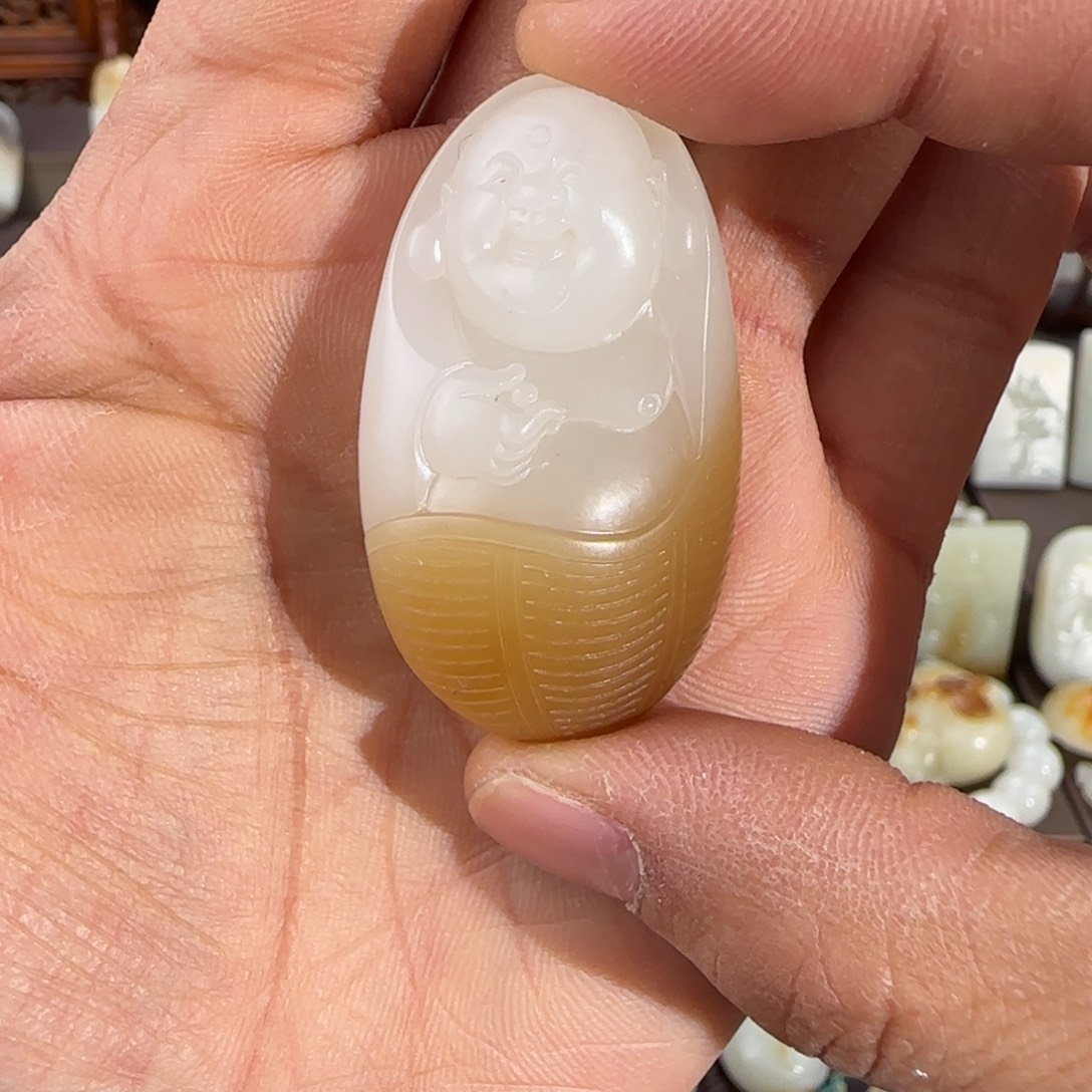 和田玉未镶嵌颈饰