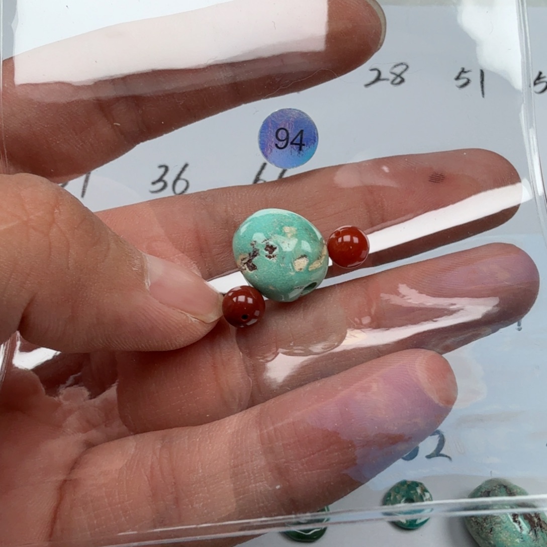 未镶嵌南红玛瑙珠宝奇石