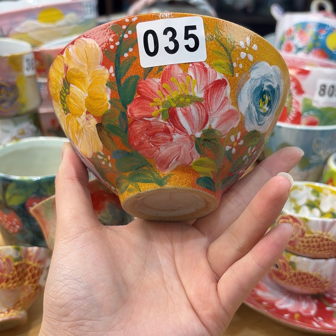 瓷片兔兔盖茨。兔兔好