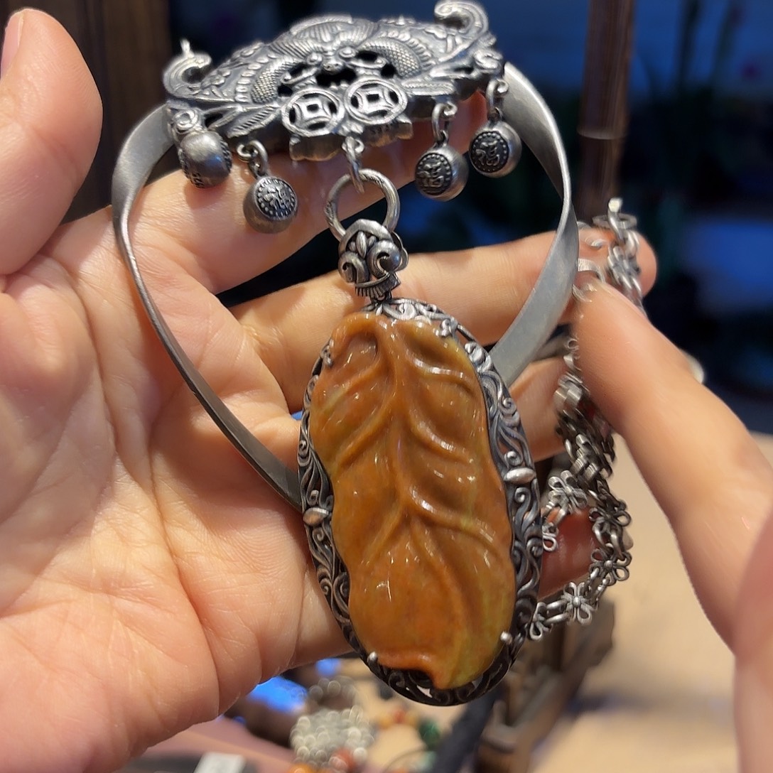 翡翠未镶嵌颈饰原创