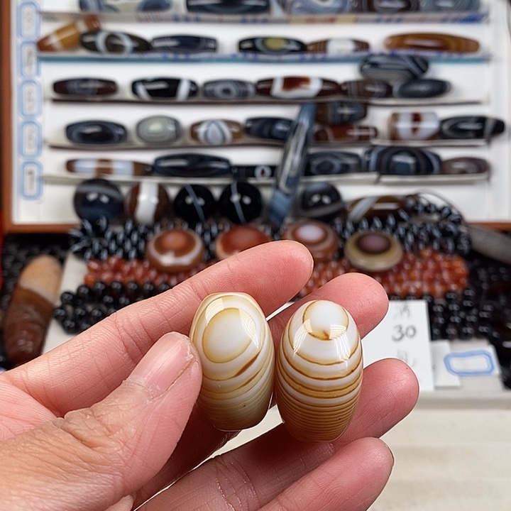 玛瑙/玉髓未镶嵌珠宝半成品