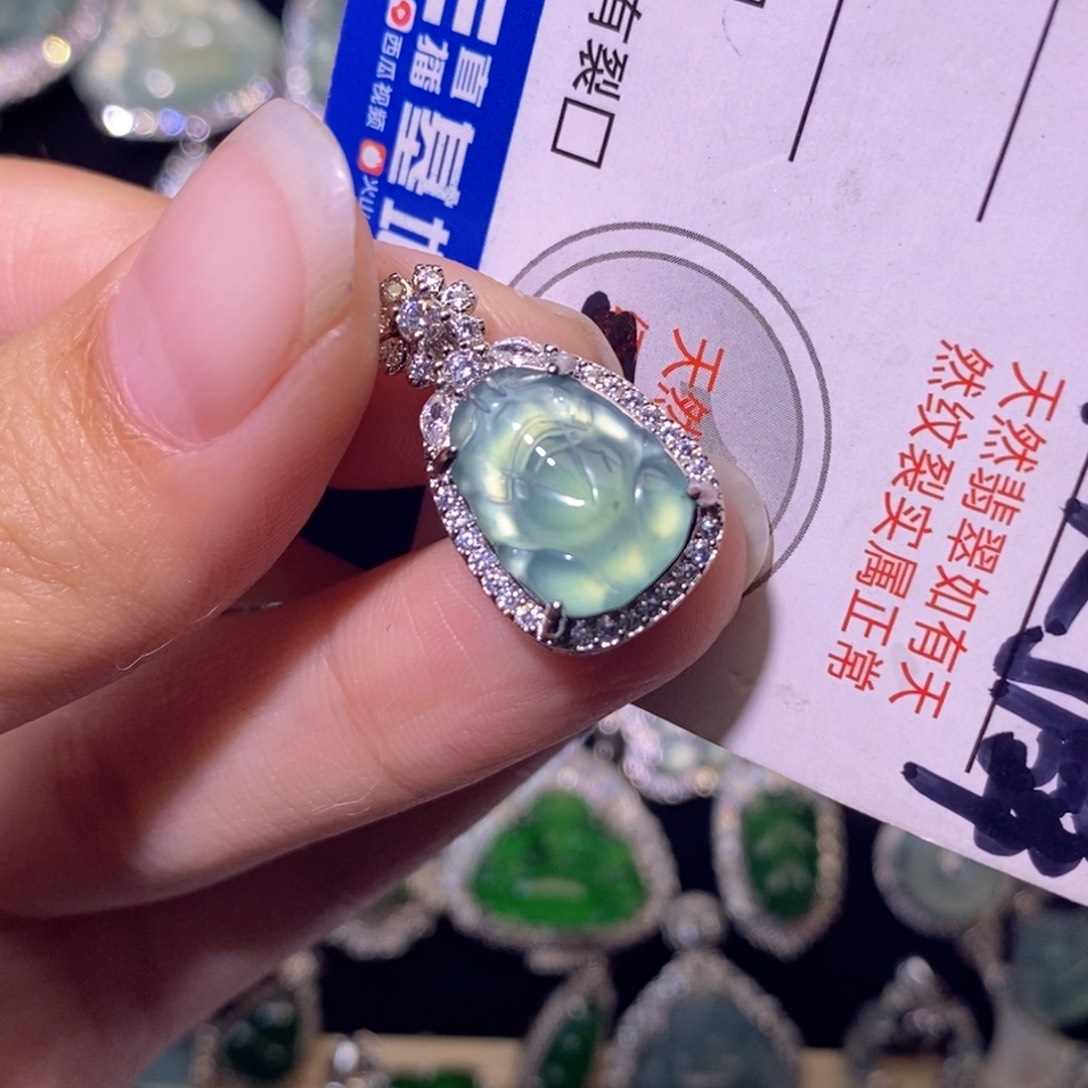 翡翠未镶嵌颈饰天然