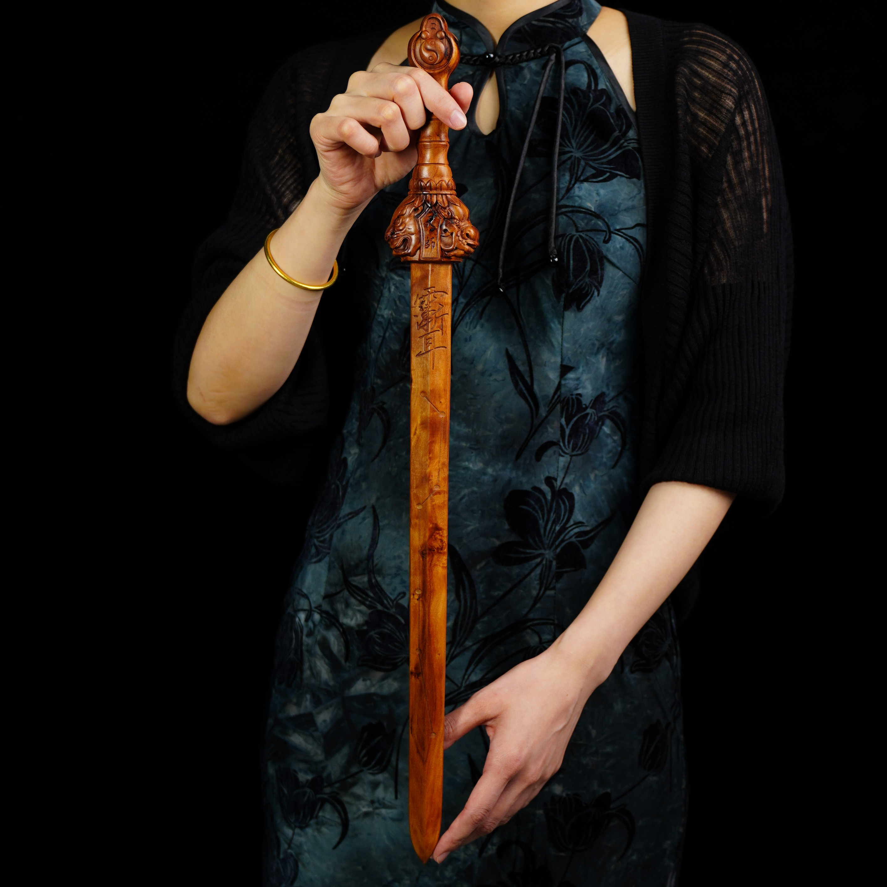 【武当山】雷击枣木定制款天师剑把玩件带雷痕60公分