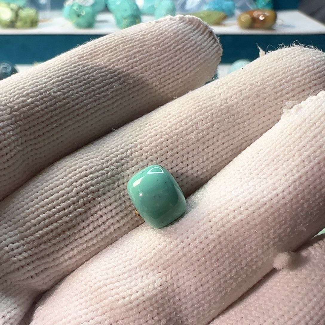 绿松石配饰未镶嵌