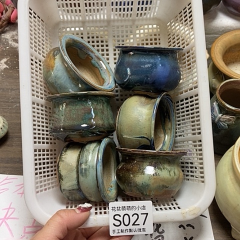 紫砂花盆梅***^027微瑕品口径5到5.5左右有打磨