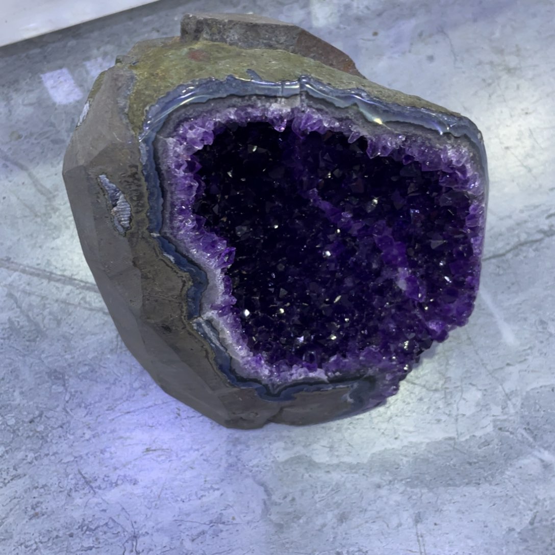 紫晶大型摆件（非配饰）未镶嵌三*格