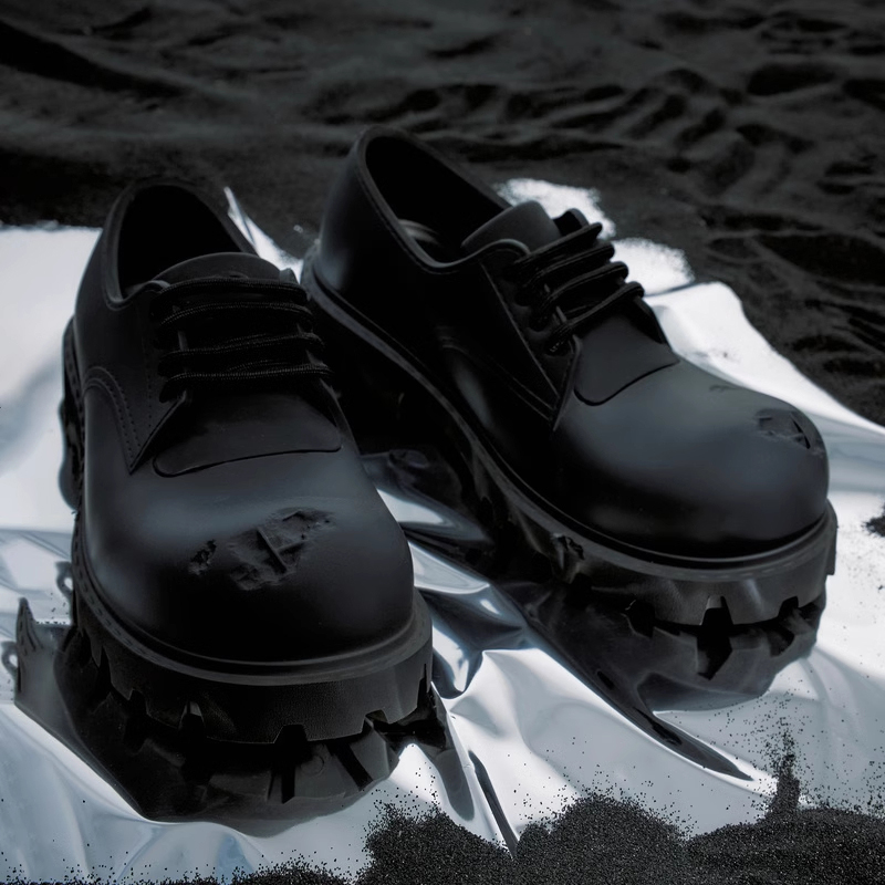 明星款情侣大头皮鞋2025新款厚底增高复古休闲高街耍酷德比鞋男潮