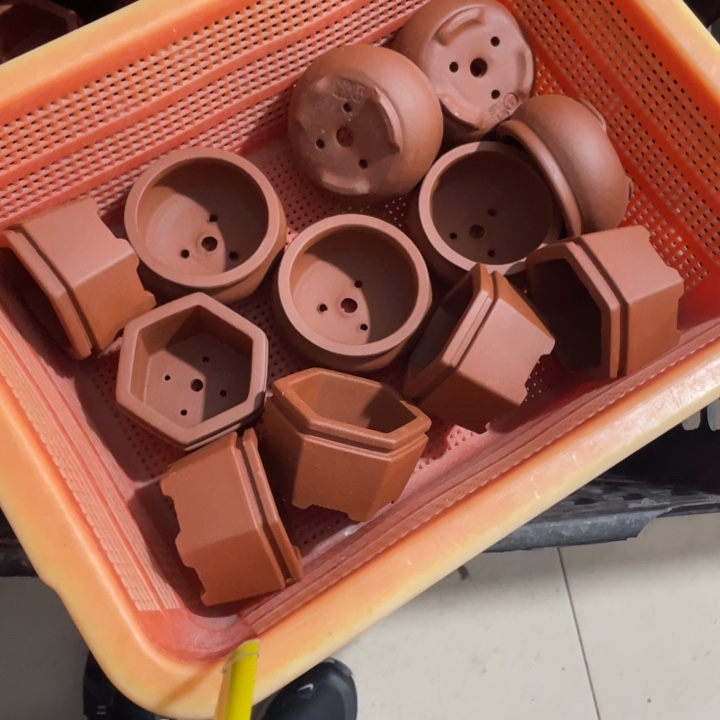 紫砂花盆紫砂花盆口7高4.5