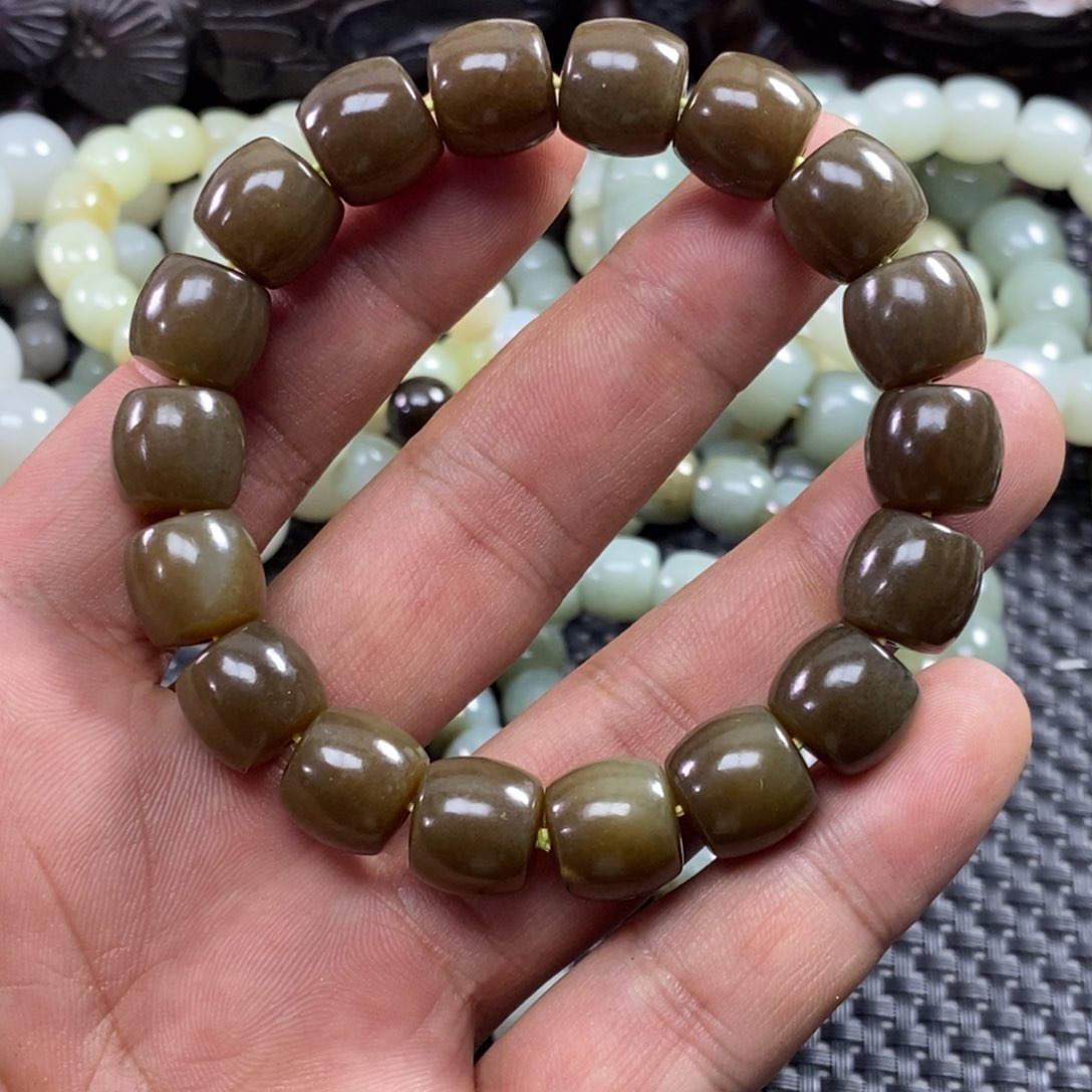 和田玉未镶嵌手链