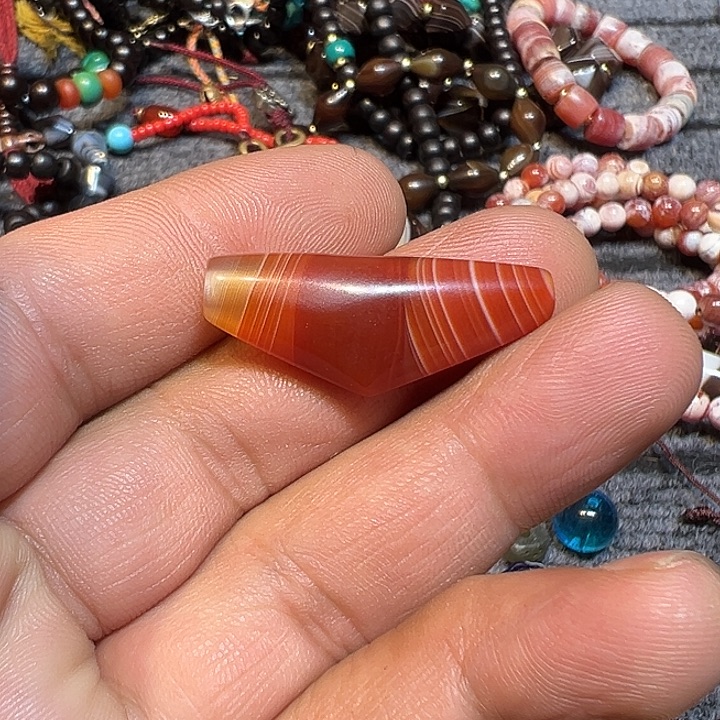 花岗石铁合金藏传珠子一个