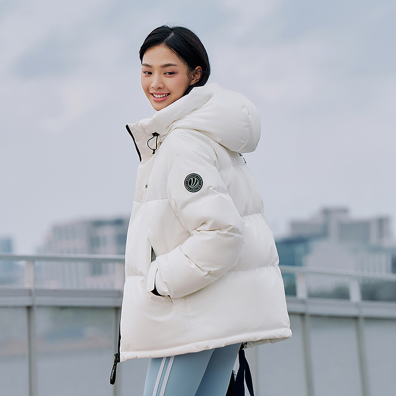 【波司登旗舰店】流光运动风2025新款户外出游中性90绒羽绒服6390