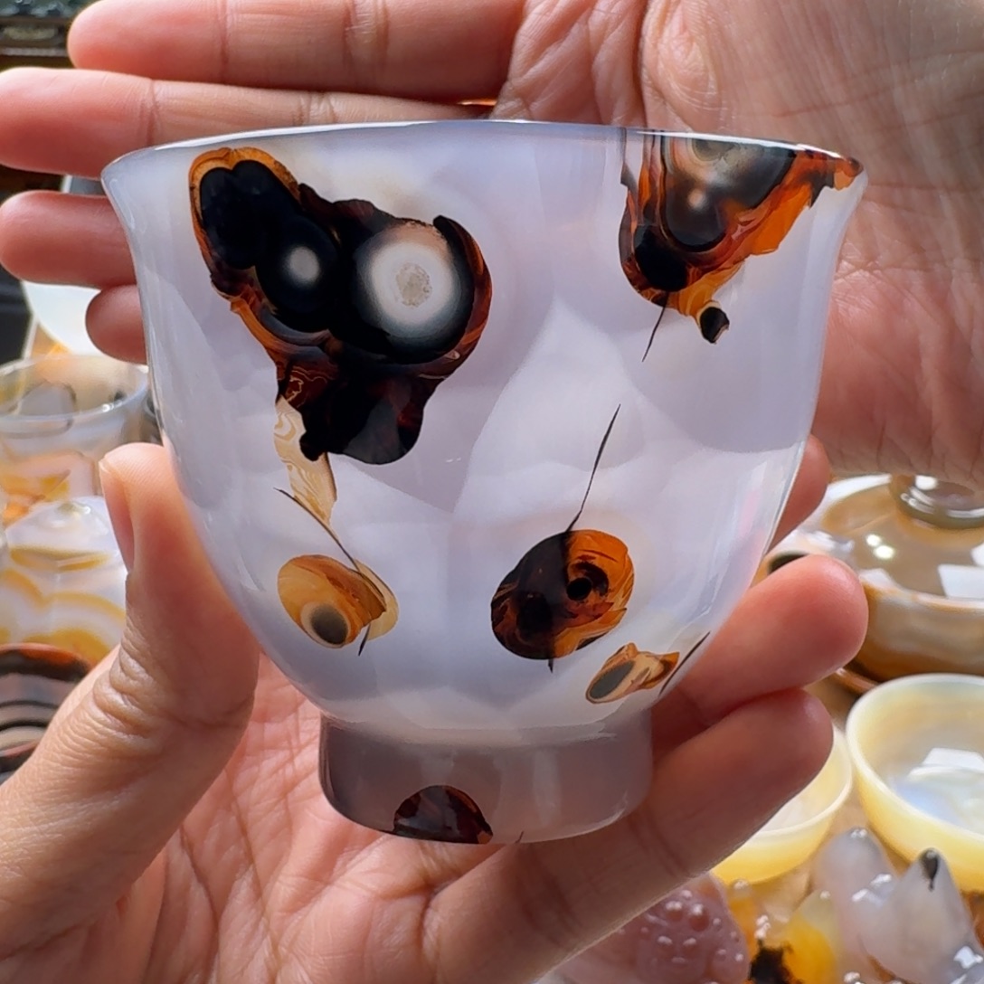 一***诺玛瑙/玉髓未镶嵌玛瑙茶杯