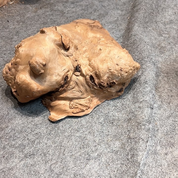 荔枝木良**亿荔枝木毛料加工随型香炉